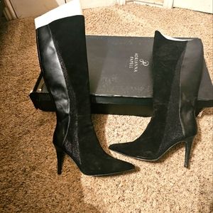 Ladies classy boots